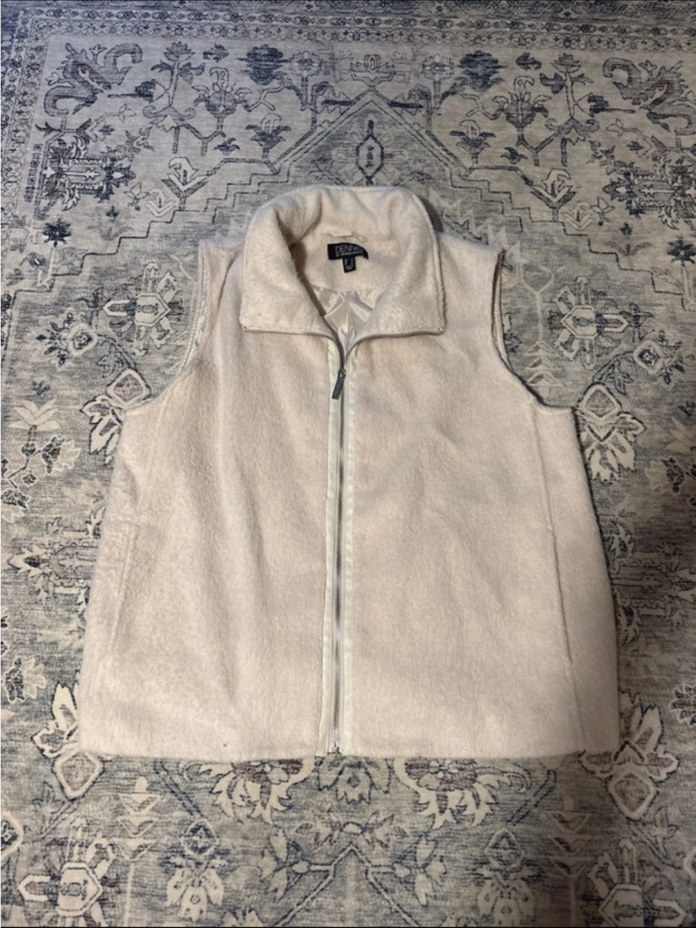 Dennis Basso Cream Zip-Front Vest